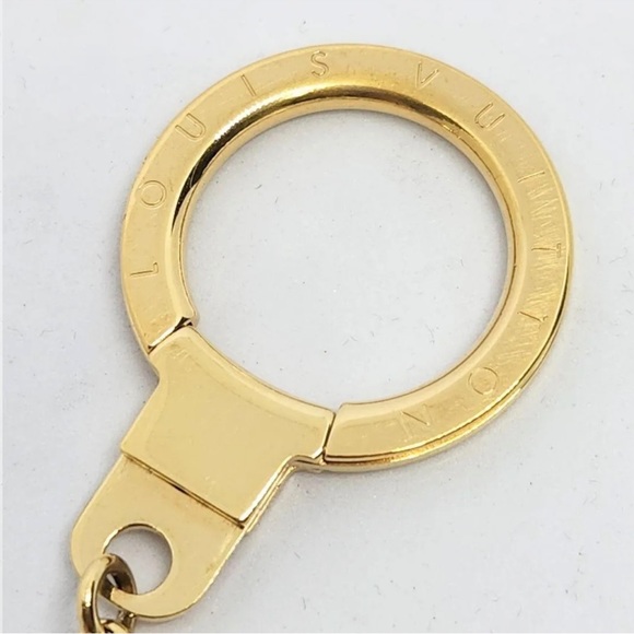 Louis Vuitton Charms Can attach to anything - Picture 5 of 9